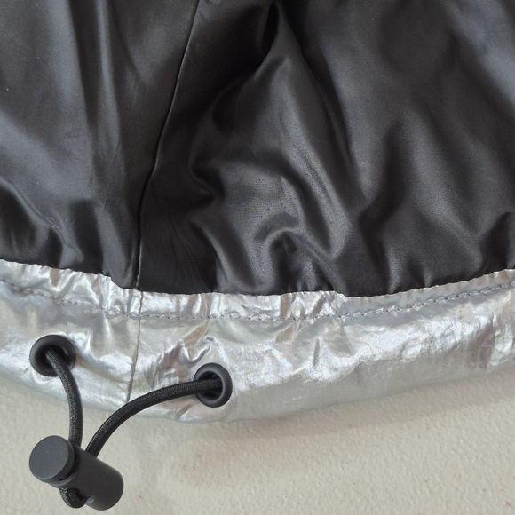 Gap Silver Big Puff Crop Jacket - Size SP - Picture 13 of 16
